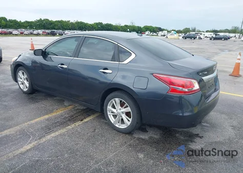2013 Nissan Altima 2.5 Sv из США, поврежденный, VIN 1N4AL3AP2DN440129